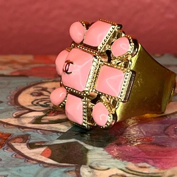 Chanel CC Button Upcycled Adjustable cocktail Ring New - Picture 6 of 14